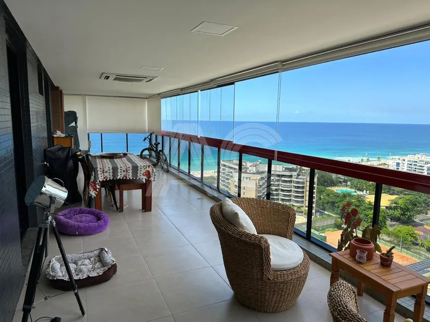 Foto 1 de Apartamento com 4 Quartos à venda, 165m² em Barra da Tijuca, Rio de Janeiro