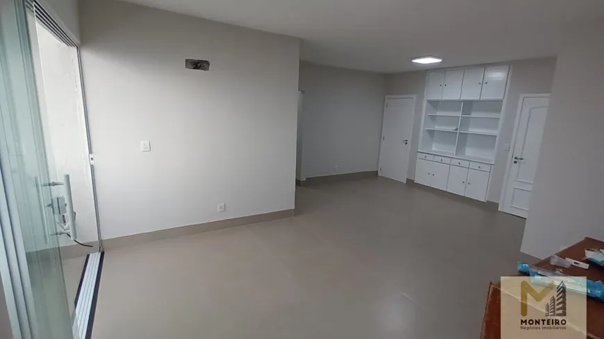 Foto 1 de Apartamento com 3 Quartos à venda, 130m² em Baú, Cuiabá