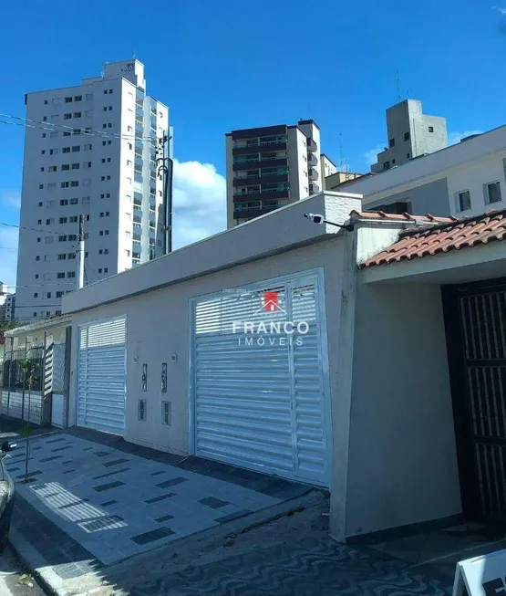 Foto 1 de Sobrado com 3 Quartos à venda, 135m² em Vila Tupi, Praia Grande