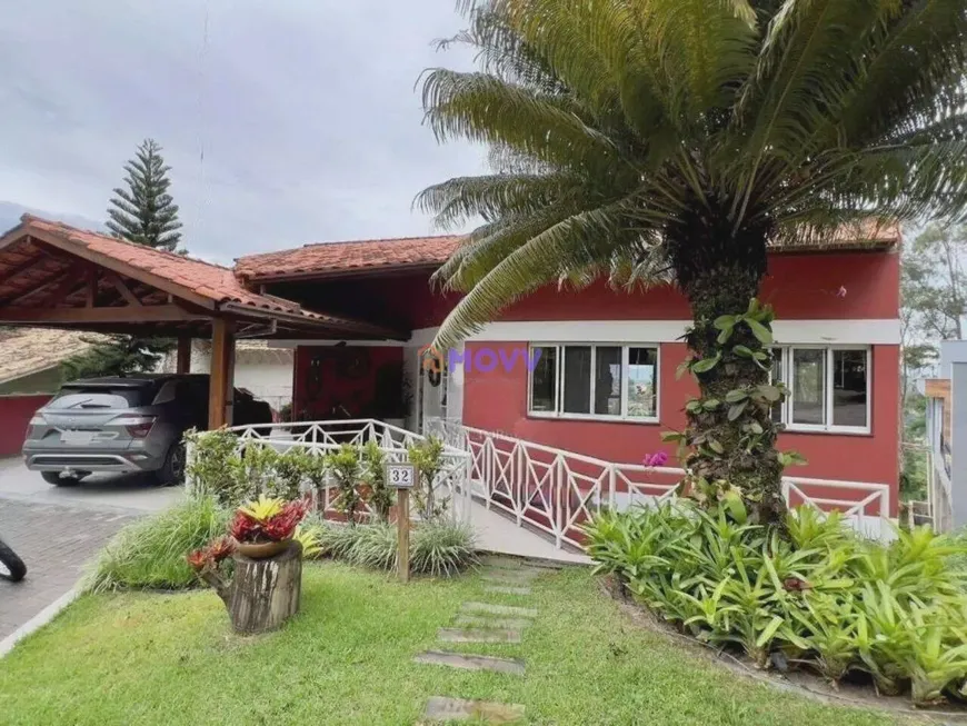 Foto 1 de Casa com 5 Quartos à venda, 420m² em Pendotiba, Niterói