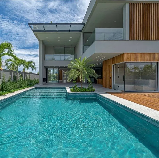 Foto 1 de Casa com 5 Quartos à venda, 950m² em Barra da Tijuca, Rio de Janeiro