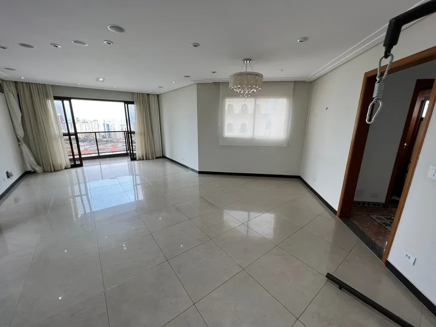 Foto 1 de Apartamento com 4 Quartos à venda, 215m² em Vila Gomes Cardim, São Paulo