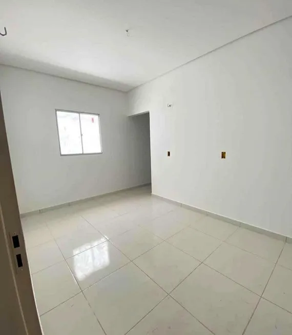 Foto 1 de Casa com 2 Quartos à venda, 85m² em Castelo Branco, Salvador