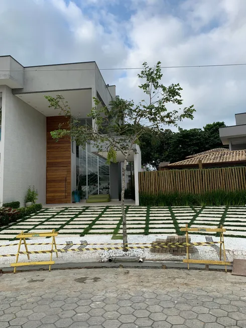 Foto 1 de Sobrado com 7 Quartos à venda, 600m² em Riviera de São Lourenço, Bertioga