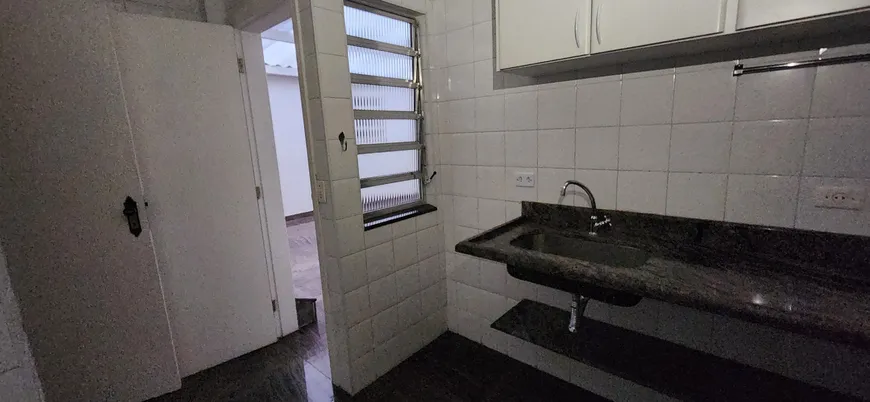 Foto 1 de Apartamento com 2 Quartos para alugar, 100m² em Cerqueira César, São Paulo