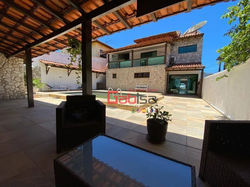 Foto 1 de Casa com 4 Quartos para venda ou aluguel, 300m² em Baixo Grande, São Pedro da Aldeia