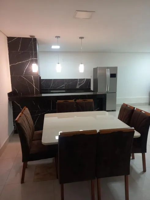 Foto 1 de Casa de Condomínio com 3 Quartos à venda, 145m² em Aclimacao, Uberlândia