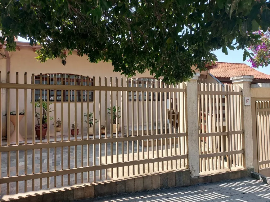 Foto 1 de Casa com 3 Quartos à venda, 340m² em Adalgisa, Osasco