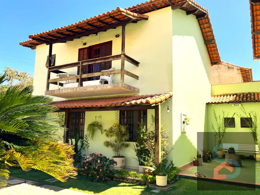 Foto 1 de Casa de Condomínio com 3 Quartos à venda, 137m² em Portinho, Cabo Frio
