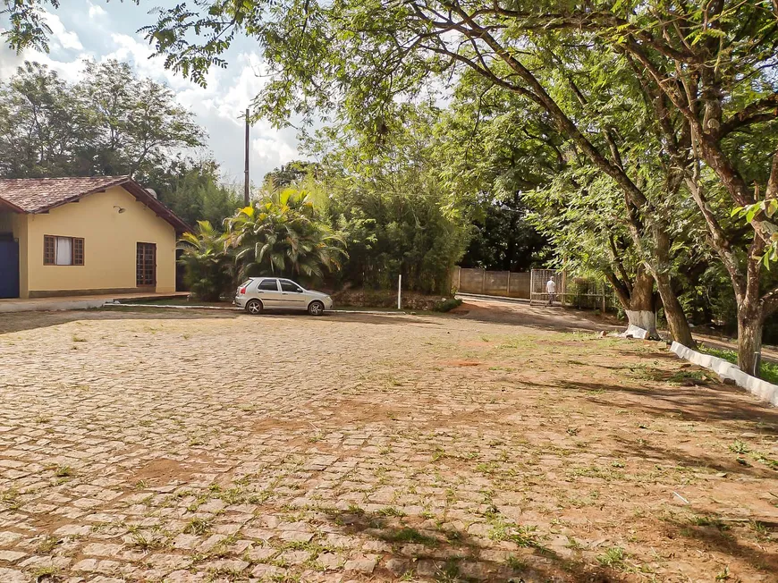 Foto 1 de Lote/Terreno à venda, 646m² em VILA SANTA HELENA, Atibaia