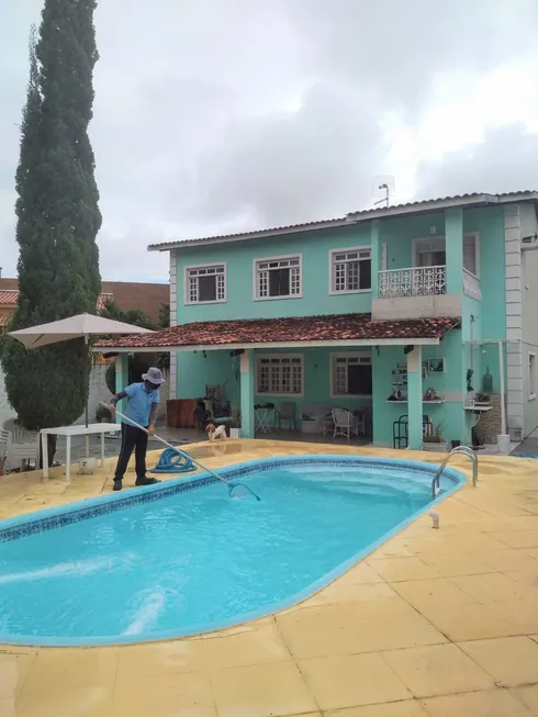 Foto 1 de Casa de Condomínio com 4 Quartos à venda, 300m² em Estrada do Coco, Lauro de Freitas