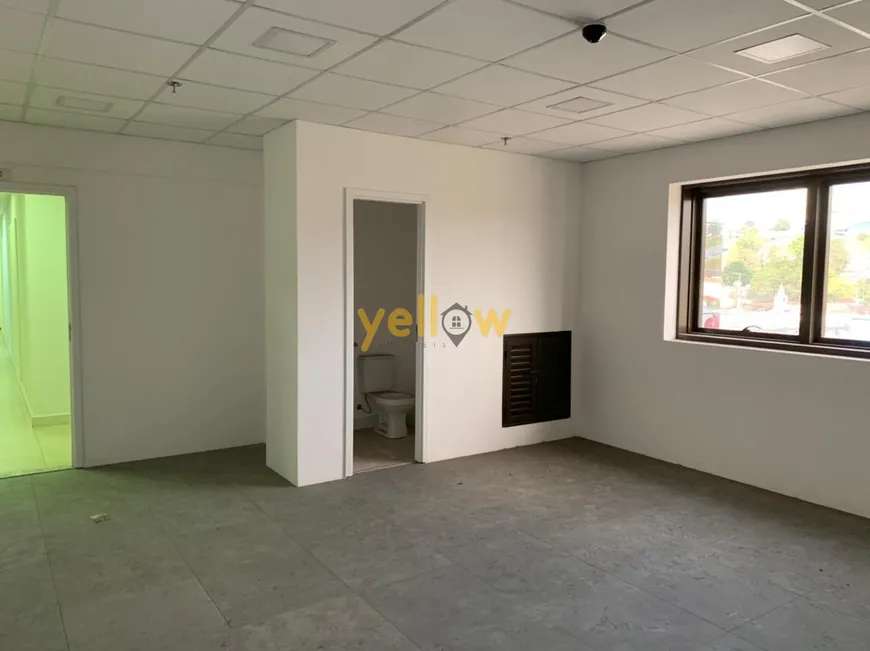 Foto 1 de Sala Comercial para venda ou aluguel, 33m² em Centro, Arujá