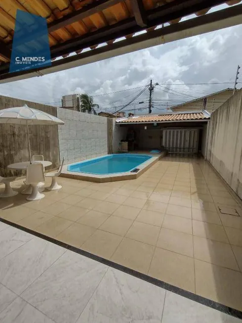 Foto 1 de Casa com 3 Quartos à venda, 215m² em JOSE DE ALENCAR, Fortaleza