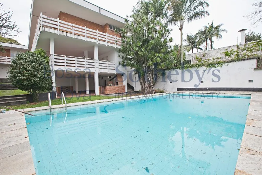 Foto 1 de Casa com 4 Quartos à venda, 742m² em Jardim Guedala, São Paulo