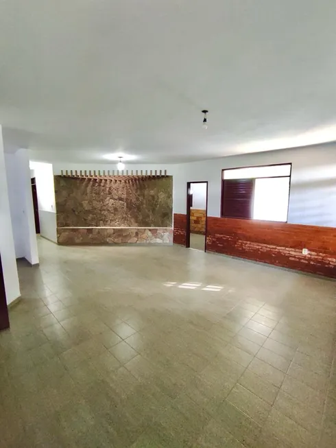 Foto 1 de Casa com 3 Quartos à venda, 210m² em Tabuleiro do Martins, Maceió