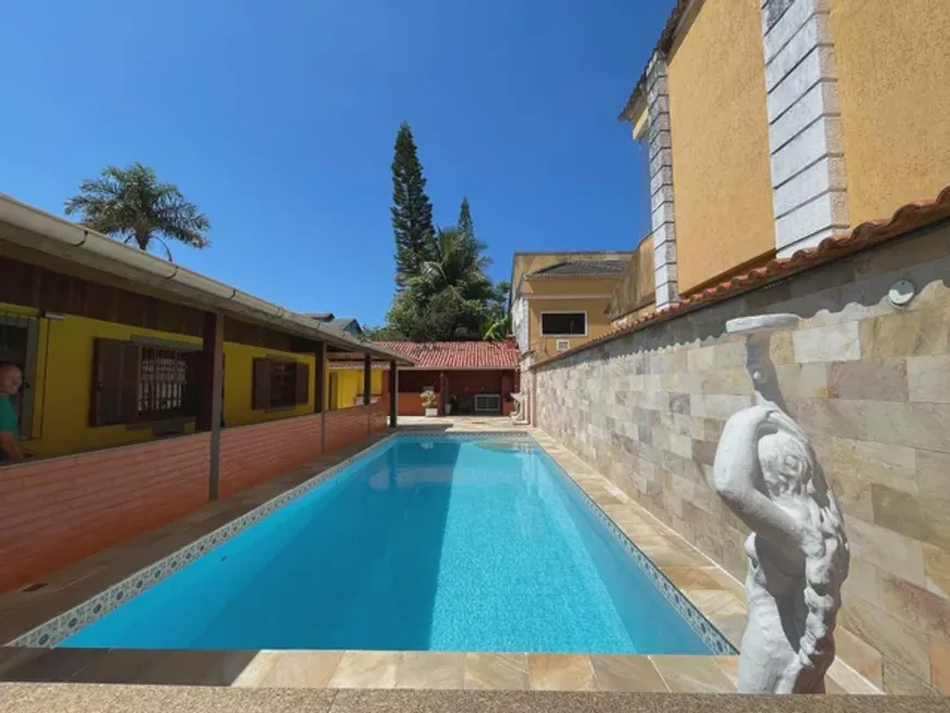 Foto 1 de Casa de Condomínio com 4 Quartos para alugar, 350m² em Recreio Dos Bandeirantes, Rio de Janeiro