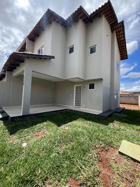 Foto 1 de Casa de Condomínio com 3 Quartos à venda, 89m² em Setor Serra Dourada 3 Etapa, Aparecida de Goiânia