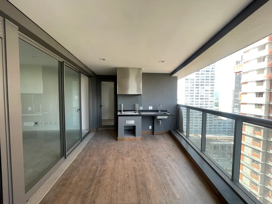 Foto 1 de Apartamento com 3 Quartos à venda, 123m² em Alphaville Conde I, Barueri