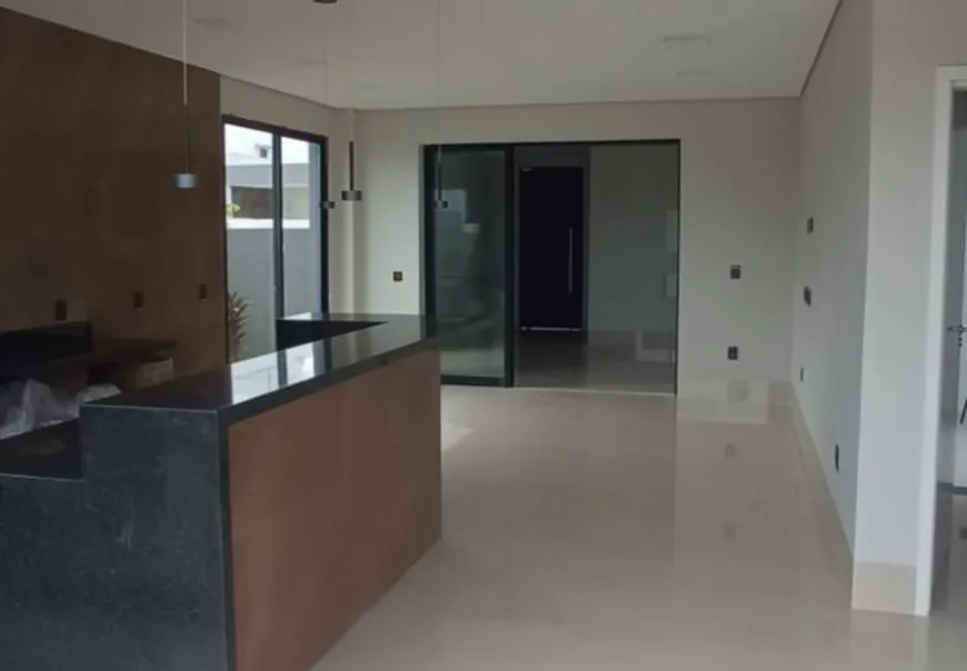 Foto 1 de Casa de Condomínio com 3 Quartos à venda, 220m² em Condominio Arujazinho, Arujá