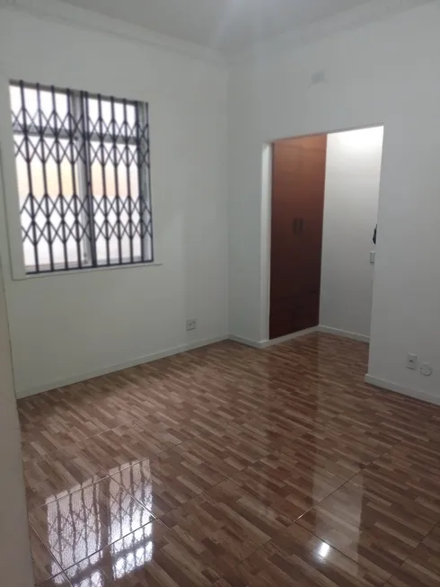 Foto 1 de Apartamento com 1 Quarto à venda, 45m² em Brás de Pina, Rio de Janeiro