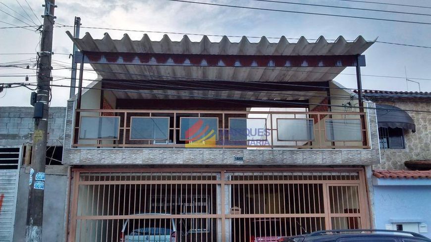 Foto 1 de Sobrado com 3 Quartos à venda, 230m² em Jardim Santa Cristina, Santo André