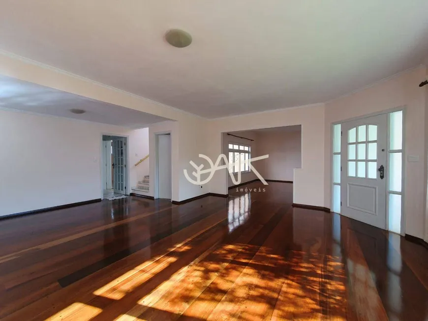 Foto 1 de Casa de Condomínio com 3 Quartos para alugar, 280m² em Jardim das Colinas, São José dos Campos