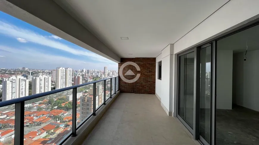 Foto 1 de Apartamento com 4 Quartos à venda, 155m² em Taquaral, Campinas