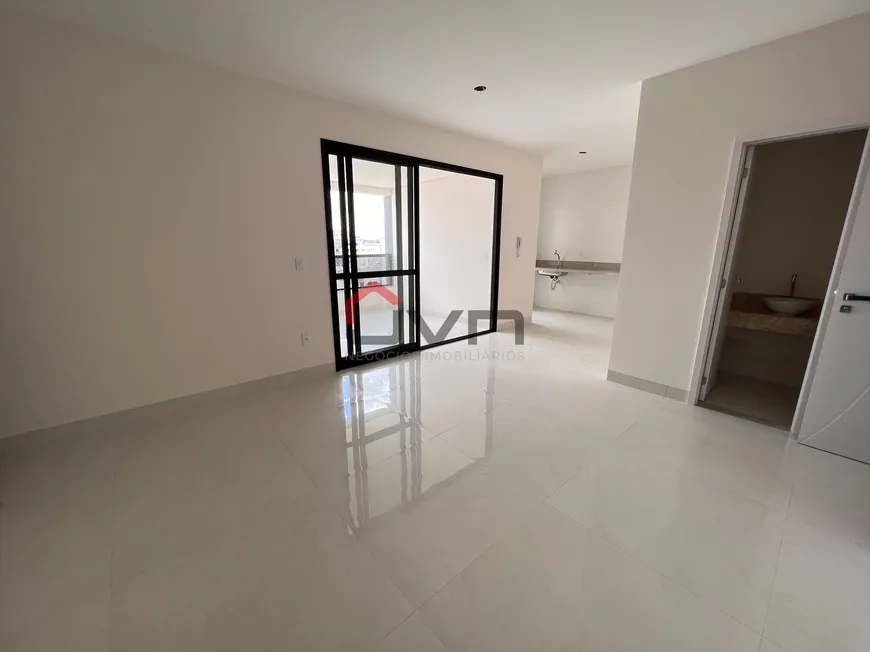 Foto 1 de Apartamento com 3 Quartos à venda, 97m² em Jardim Finotti, Uberlândia