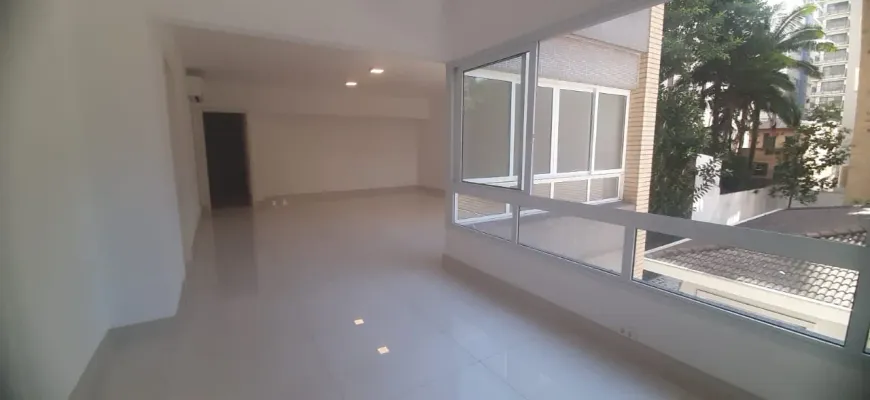 Foto 1 de Apartamento com 3 Quartos para venda ou aluguel, 167m² em Jardim América, São Paulo