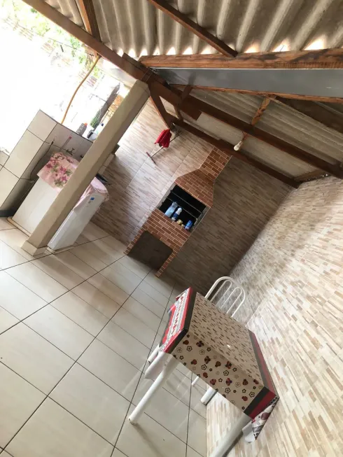 Foto 1 de Casa com 3 Quartos para alugar, 80m² em Ribeirão do Lipa, Cuiabá