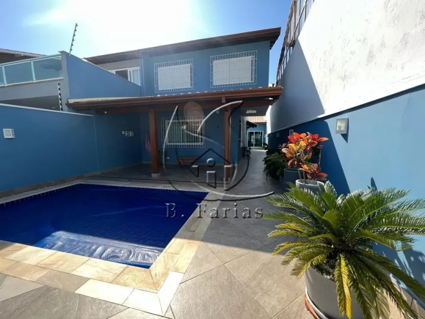 Foto 1 de Casa com 3 Quartos à venda, 154m² em Praia de Juquehy, São Sebastião