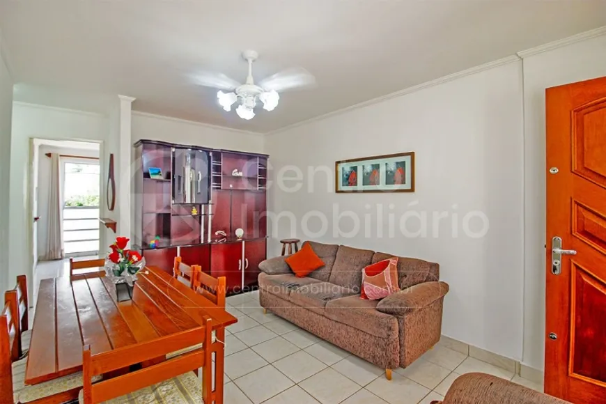 Foto 1 de Apartamento com 2 Quartos à venda, 55m² em Centro, Peruíbe