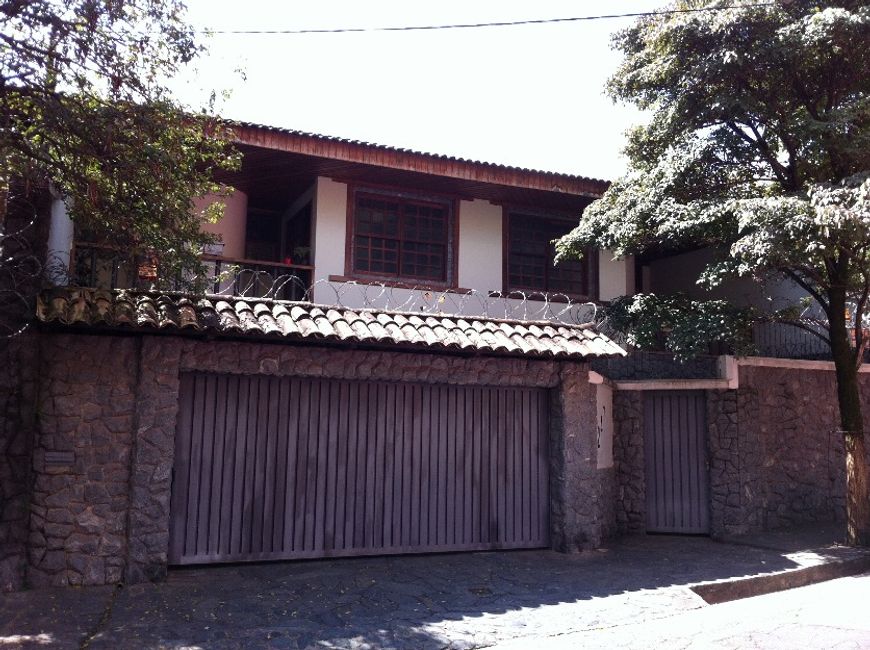 Foto 1 de Casa com 4 Quartos à venda, 375m² em São Lucas, Belo Horizonte