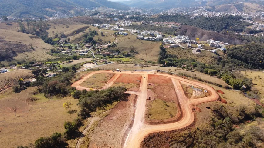 Foto 1 de Lote/Terreno à venda, 371m² em Centro, Itabirito