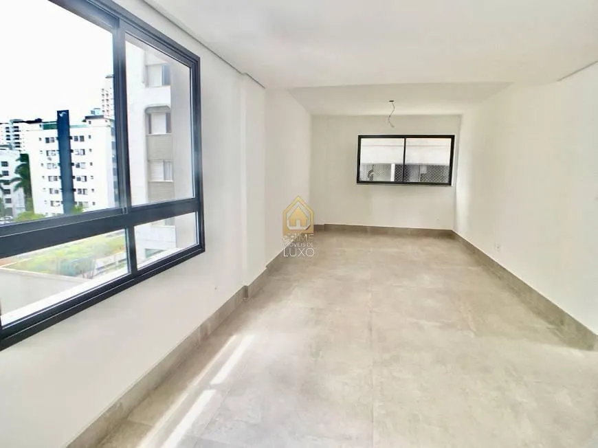 Foto 1 de Apartamento com 3 Quartos à venda, 138m² em Funcionários, Belo Horizonte