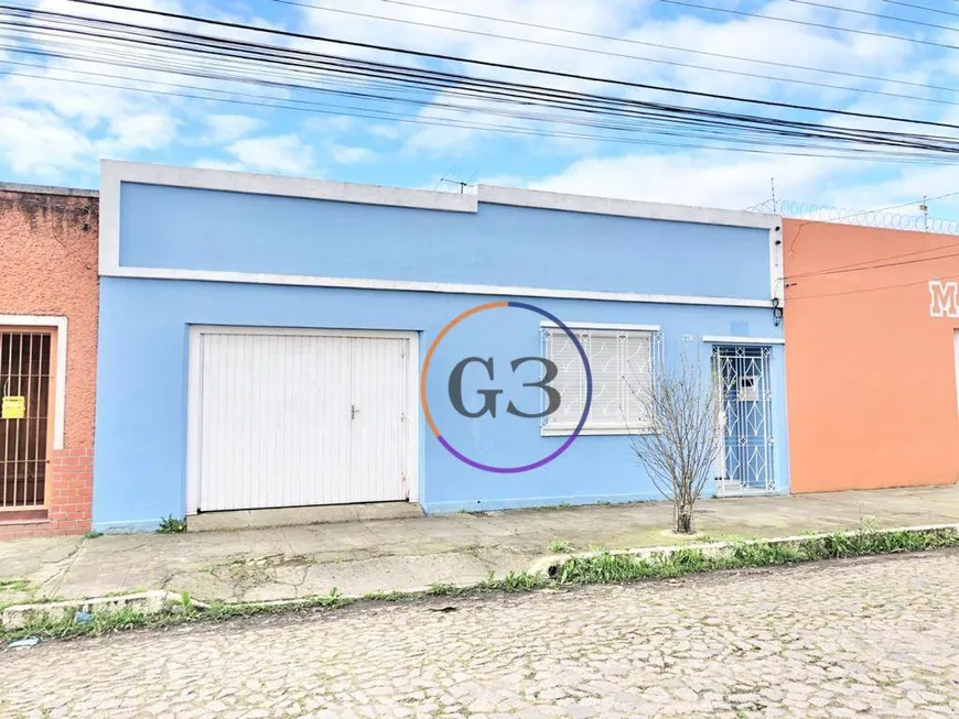 Foto 1 de Casa com 3 Quartos à venda, 160m² em Centro, Pelotas