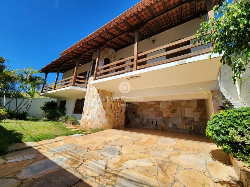 Foto 1 de Casa com 5 Quartos à venda, 384m² em Santa Lúcia, Belo Horizonte