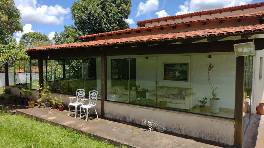 Foto 1 de Casa com 4 Quartos à venda, 2000m² em Setor Habitacional Taquari, Brasília