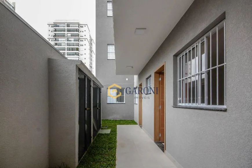 Foto 1 de Apartamento com 2 Quartos à venda, 40m² em Vila Anastácio, São Paulo