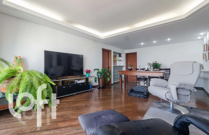 Foto 1 de Apartamento com 4 Quartos à venda, 170m² em Vila Sônia, São Paulo