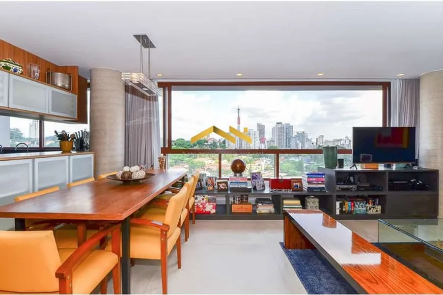 Foto 1 de Apartamento com 3 Quartos à venda, 170m² em Vila Madalena, São Paulo
