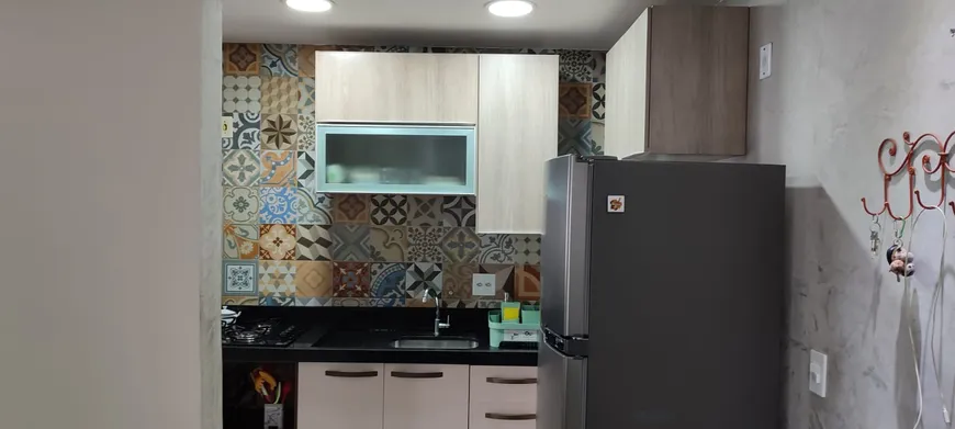 Foto 1 de Apartamento com 2 Quartos à venda, 56m² em Parque Taboão, Taboão da Serra