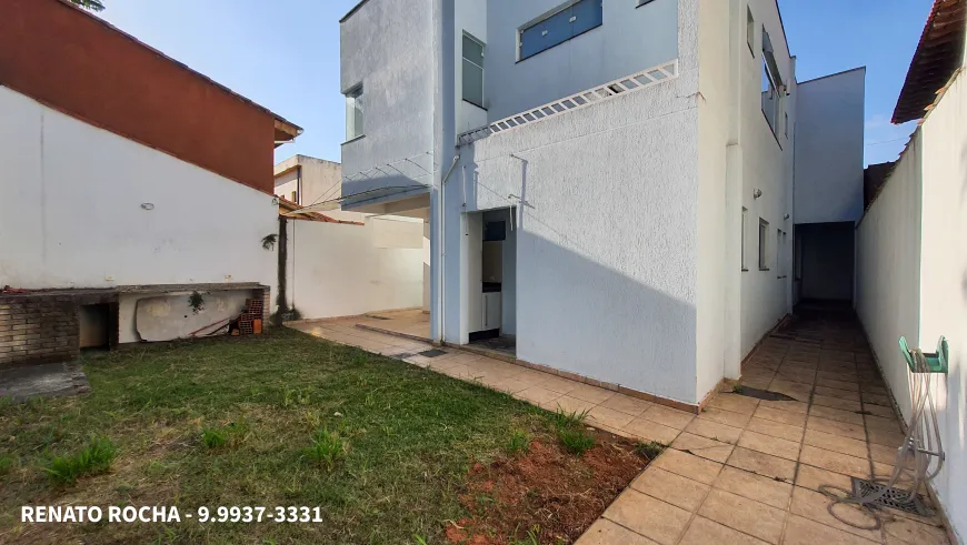 Foto 1 de Sobrado com 3 Quartos à venda, 250m² em Butantã, São Paulo