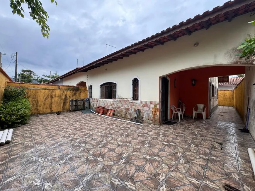 Foto 1 de Casa com 3 Quartos à venda, 93m² em Santa Terezinha, Itanhaém