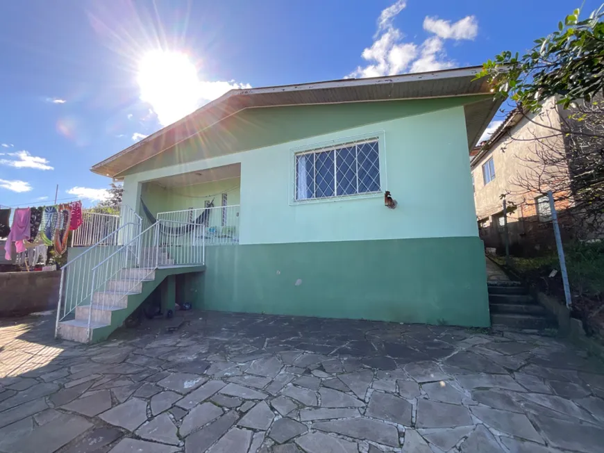 Foto 1 de Casa com 4 Quartos à venda, 120m² em Nossa Senhora de Fátima, Caxias do Sul