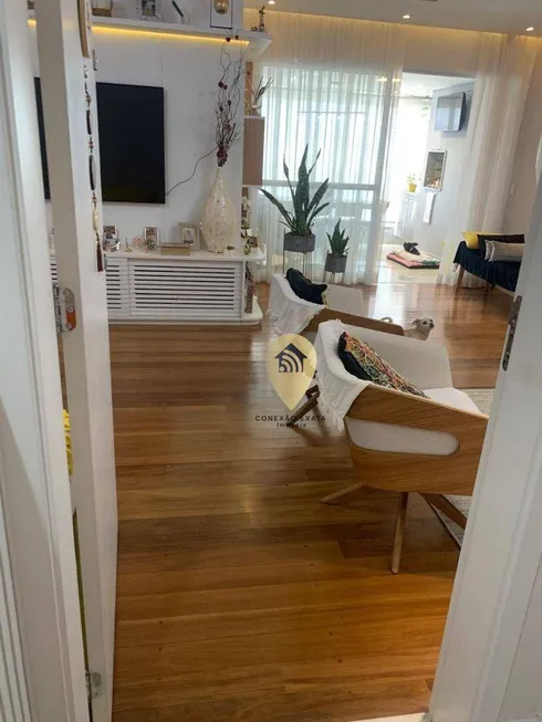 Foto 1 de Apartamento com 3 Quartos à venda, 128m² em Vila Anastácio, São Paulo