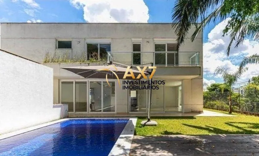 Foto 1 de Casa com 4 Quartos à venda, 540m² em Parque Colonial, São Paulo