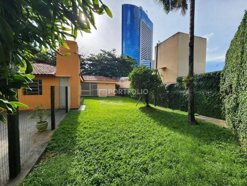 Foto 1 de Casa com 3 Quartos à venda, 315m² em Setor Marista, Goiânia