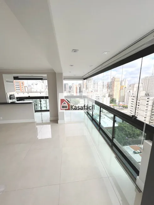 Foto 1 de Apartamento com 3 Quartos para alugar, 235m² em Indianópolis, São Paulo