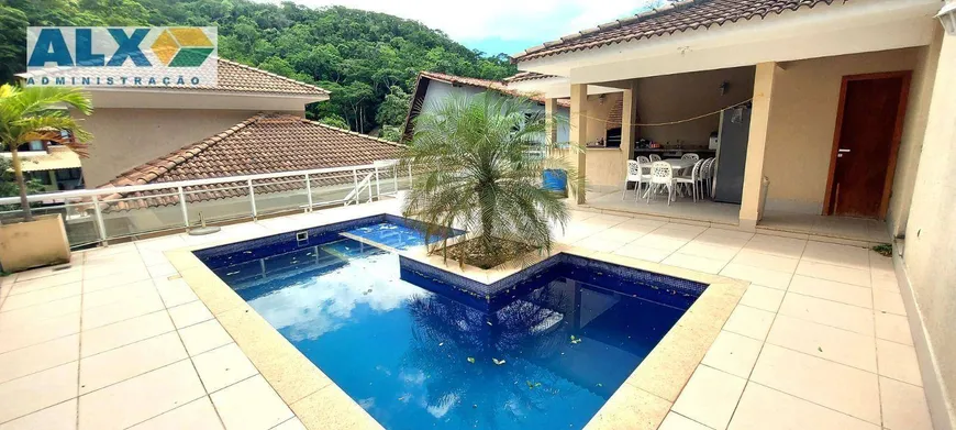 Foto 1 de Casa de Condomínio com 3 Quartos à venda, 663m² em Piratininga, Niterói